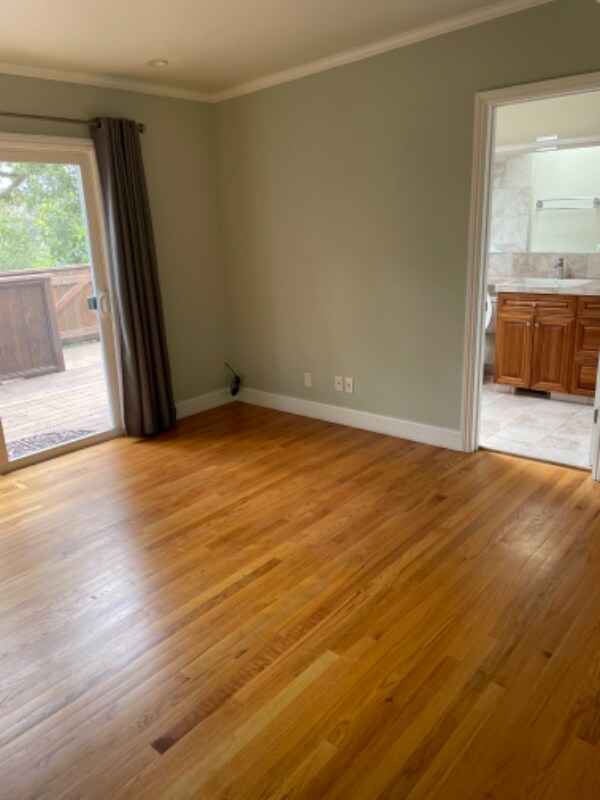 Building Photo - 226 Soledad Dr