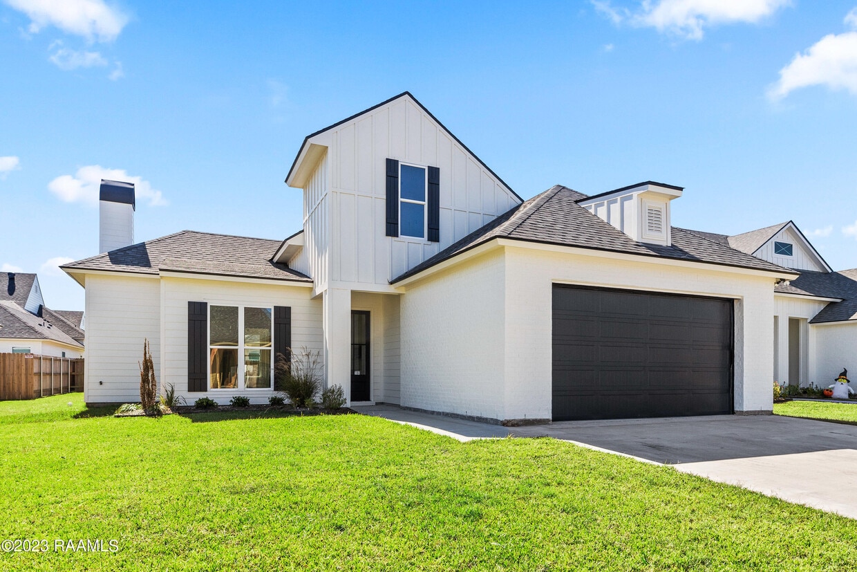 108 Easy Rock Landing Dr, Broussard, LA 70518 House for Rent in