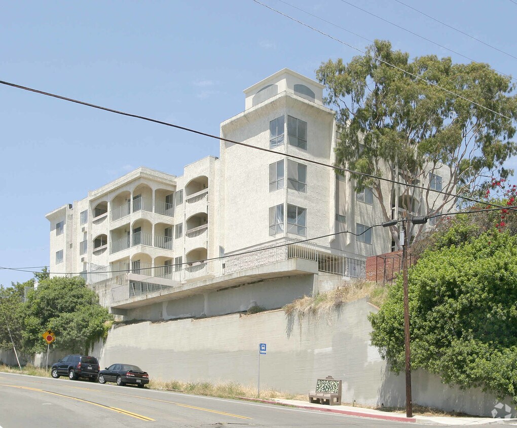 Building Photo - 836 W Pennsylvania Ave