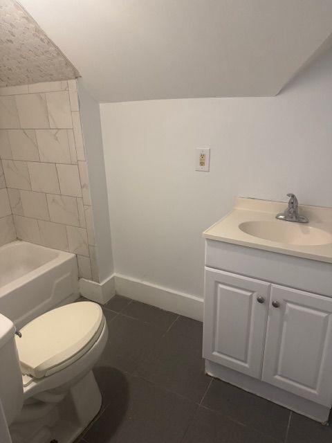 Foto del edificio - 483 Pontiac Ave