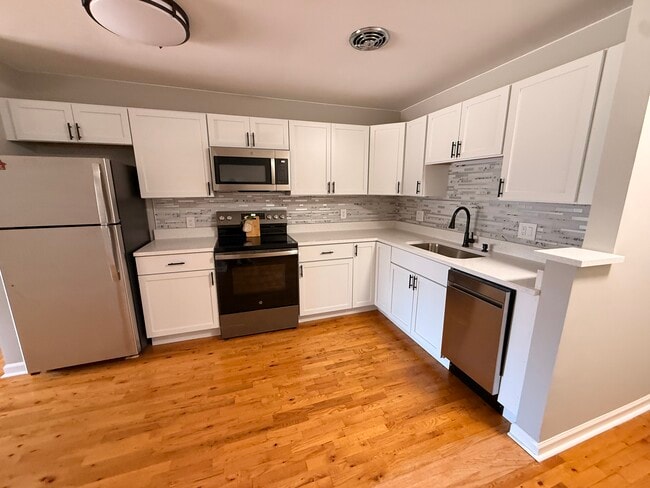 Foto del edificio - Plum Grove