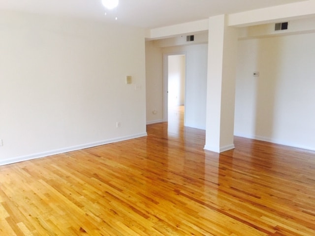 Building Photo - 358 2nd St