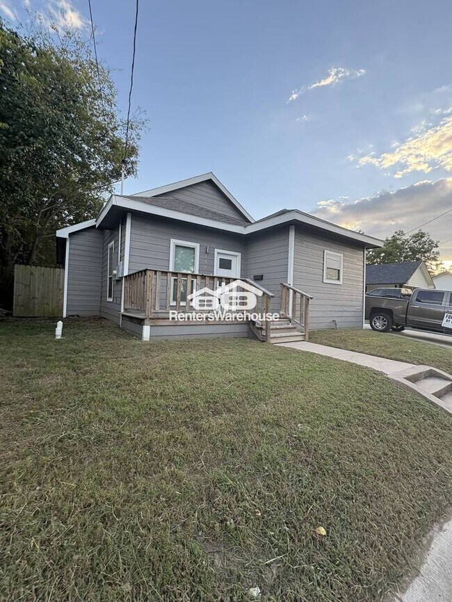 Foto del edificio - New 3 bed 2 bath Home in the Heart of Greenville!!
