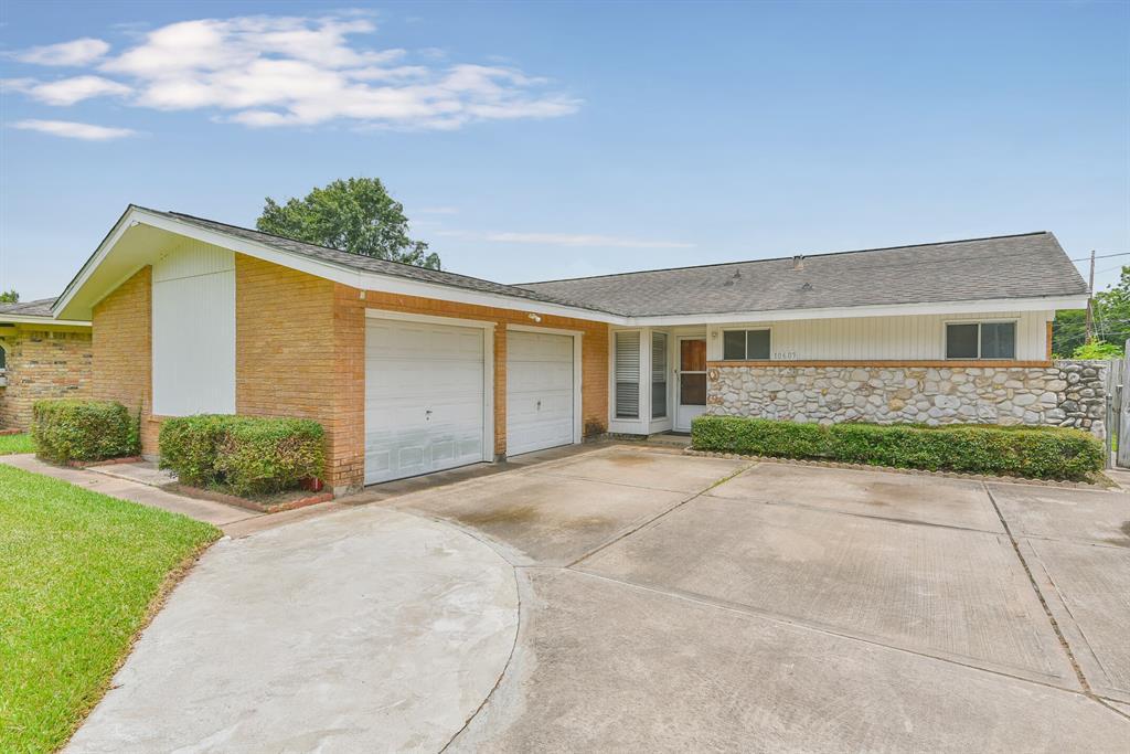 Primary Photo - 10607 Thornlea Dr