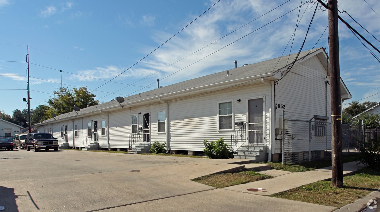 Primary Photo - 1852 N Dorgenois St