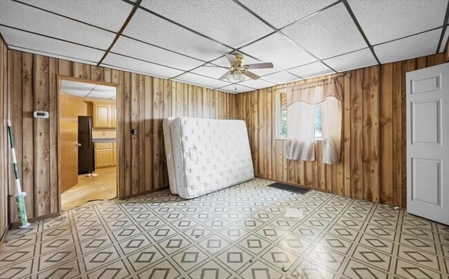 Building Photo - 1417 4th Ave