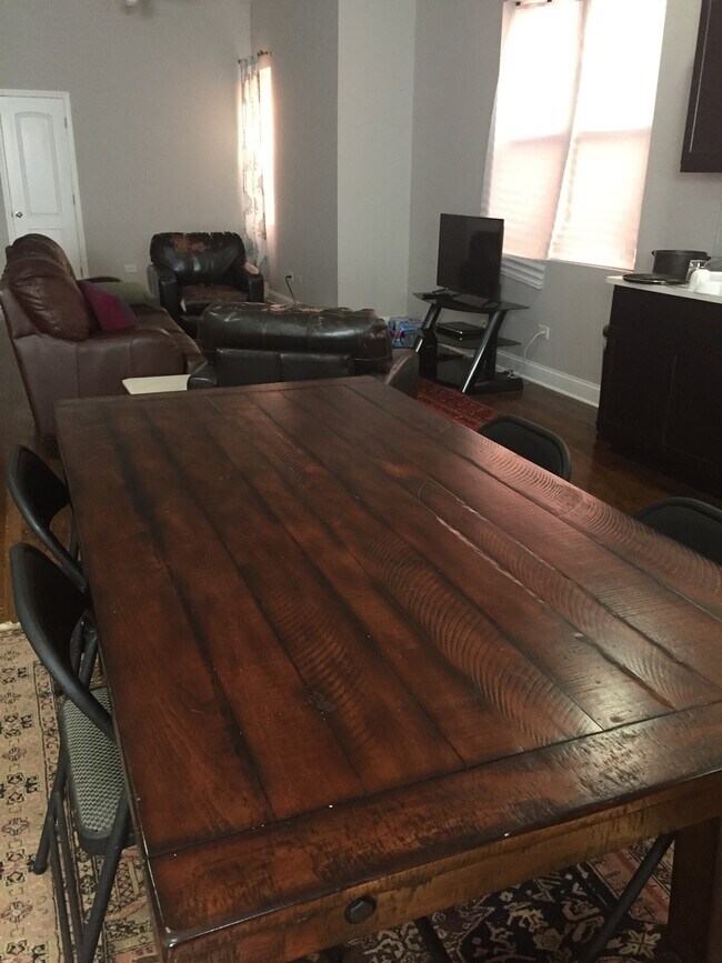 Building Photo - 2429 W Taylor St