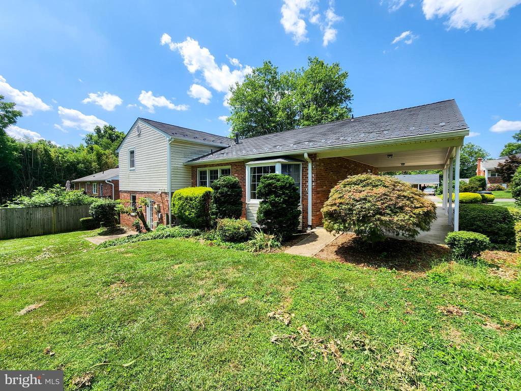 Foto principal - 1603 Mary Ellen Ct