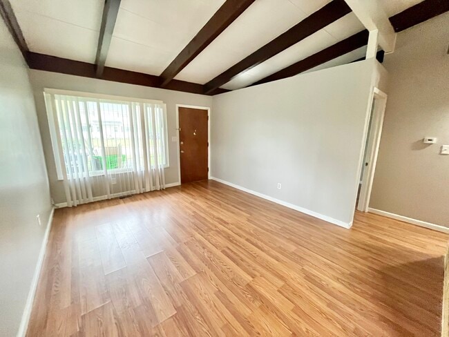 Building Photo - 92 Riveredge Pky