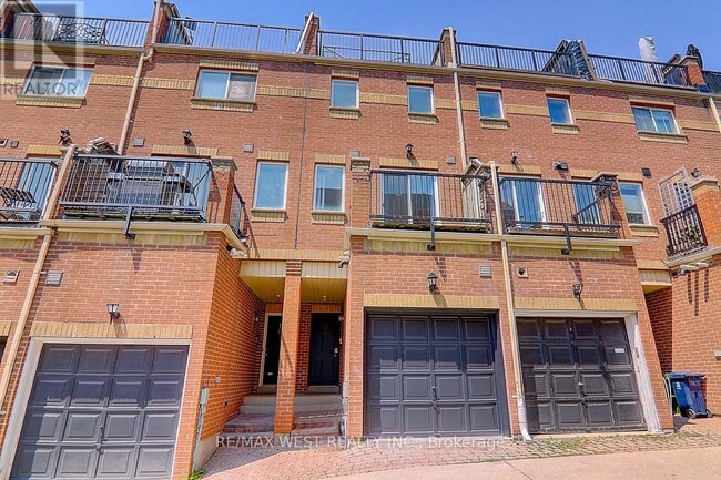 Building Photo - 20 Azzarello Ln
