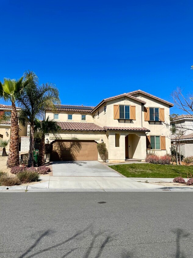 Primary Photo - 13358 Los Robles Ct