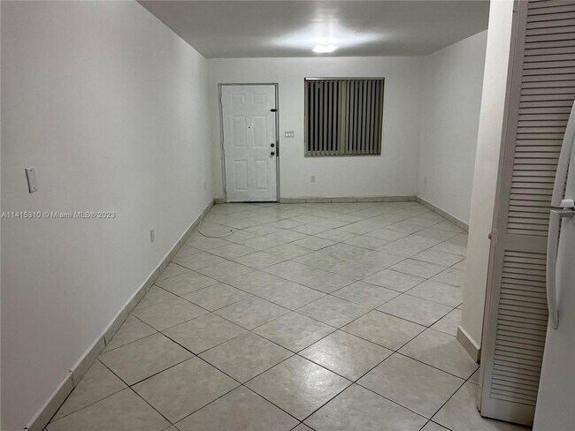 Building Photo - 181 NW 47th Ave