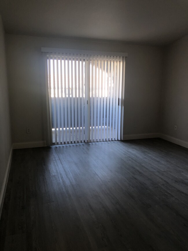 Building Photo - 5055 W Hacienda Ave