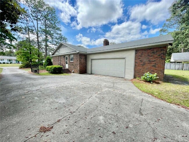 Foto del edificio - 2514 Dartmouth Dr
