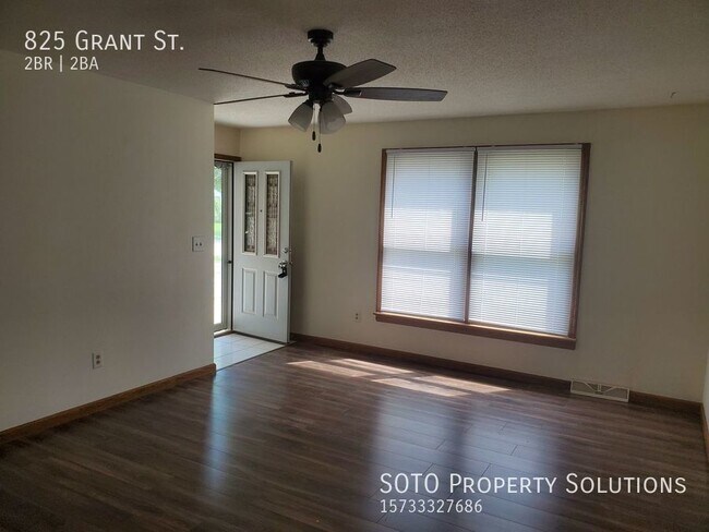 Foto del edificio - 2 BD/ 2 BA Duplex Stonebridge Subdivision ...