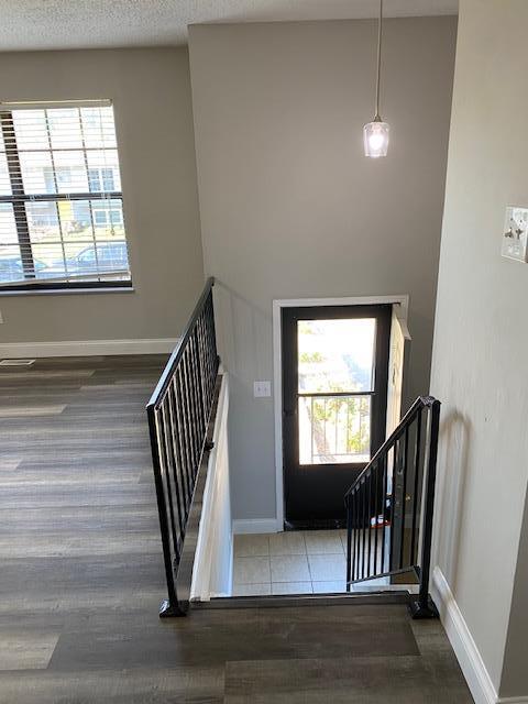 Foto del edificio - 283 Stillbrook Estates Dr