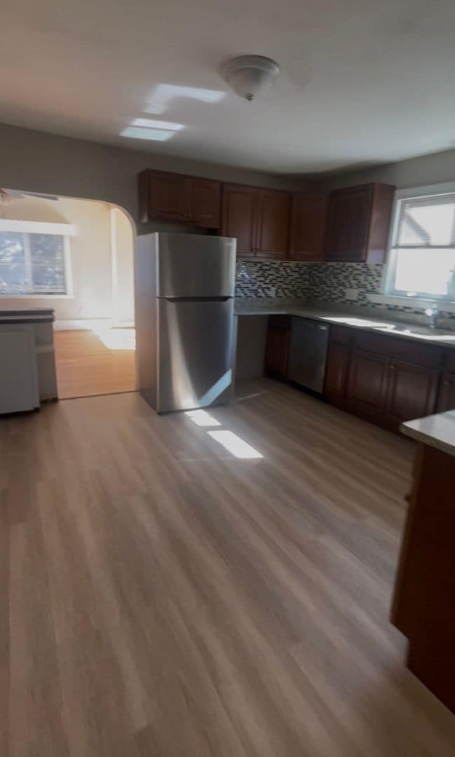 296-298 Hurley Street - 296-298 Hurley Street Apartment