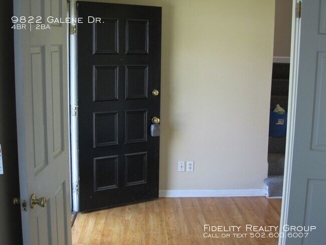 Foto del edificio - 9822 Galene Dr - 4 beds, 2 full baths