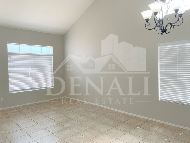 Foto del edificio - 8535 W Vogel Ave