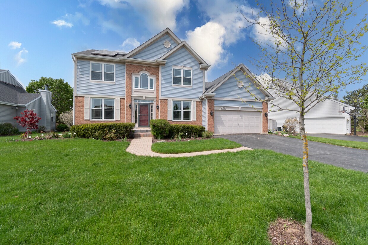 430 Rosewood Crossing, Lindenhurst, IL 60046 House Rental in Lindenhurst, IL