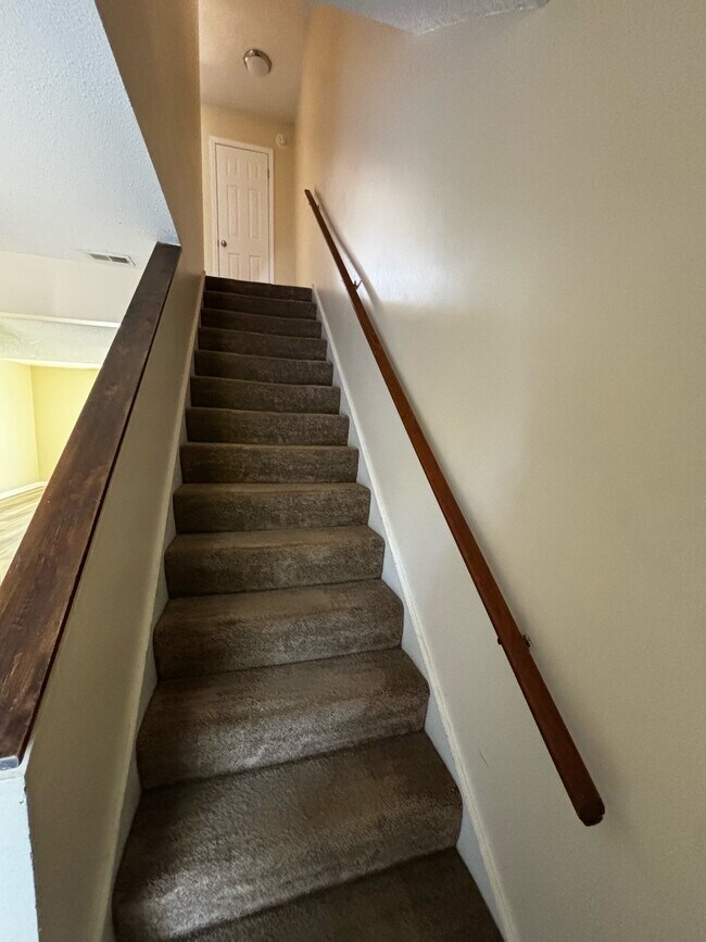 Foto del edificio - 727 S Main St