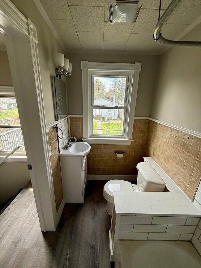 Foto del edificio - 142 Beckley St