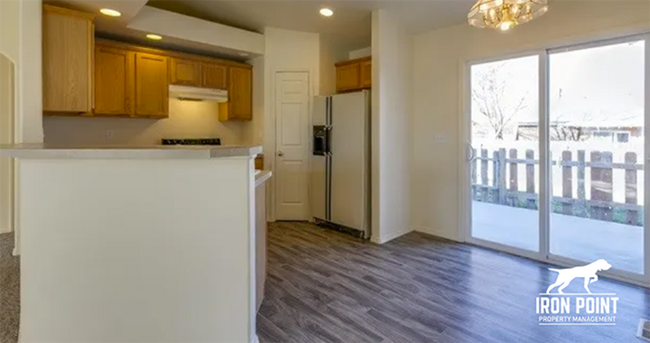 Foto del edificio - 4bed/2.5 Bath in Kuna w/fenced yard, vault...