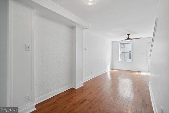 Foto del edificio - 1563 E Hewson St