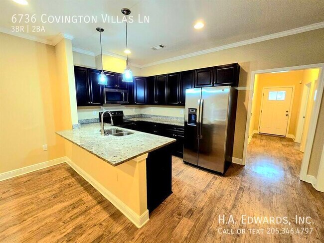 Foto del edificio - 6736 Covington Villas Ln