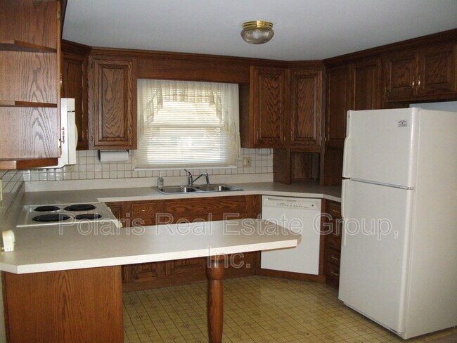 Foto del edificio - 8061 Lieber Rd