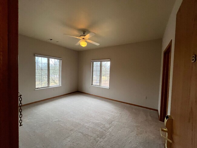 Interior Photo - River Trail Apartments