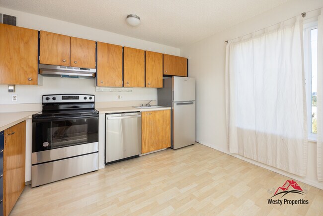 Foto del edificio - 3701 SW Condor Ave