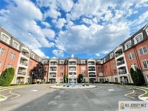 Building Photo - 105 Regency Pl