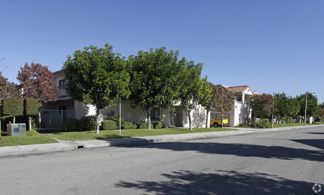 Primary Photo - Pacific Garden Apartments