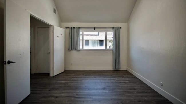 Building Photo - 263 Truckee Ln