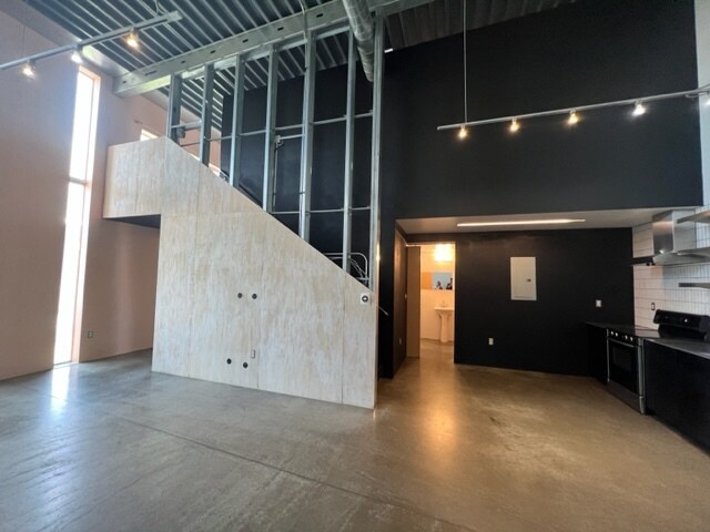 Building Photo - 3459 Ringsby Ct