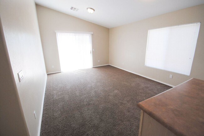 Building Photo - 146 N 223rd Ave