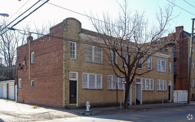 Foto del edificio - 803-809 N Robinson St