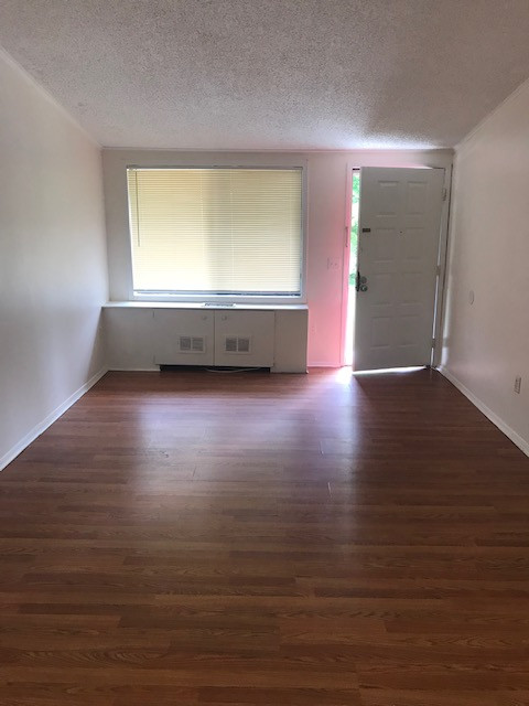 Building Photo - 15125 Pine Meadows Dr