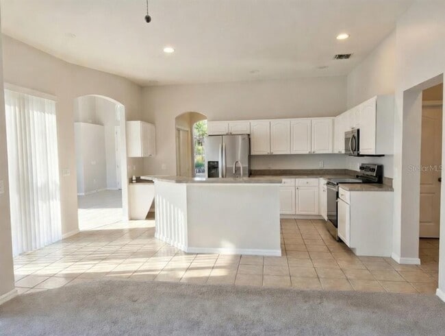 Building Photo - 10805 Australian Pine Dr