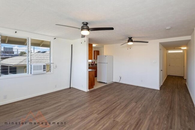 Foto del edificio - 2133 Metcalf St