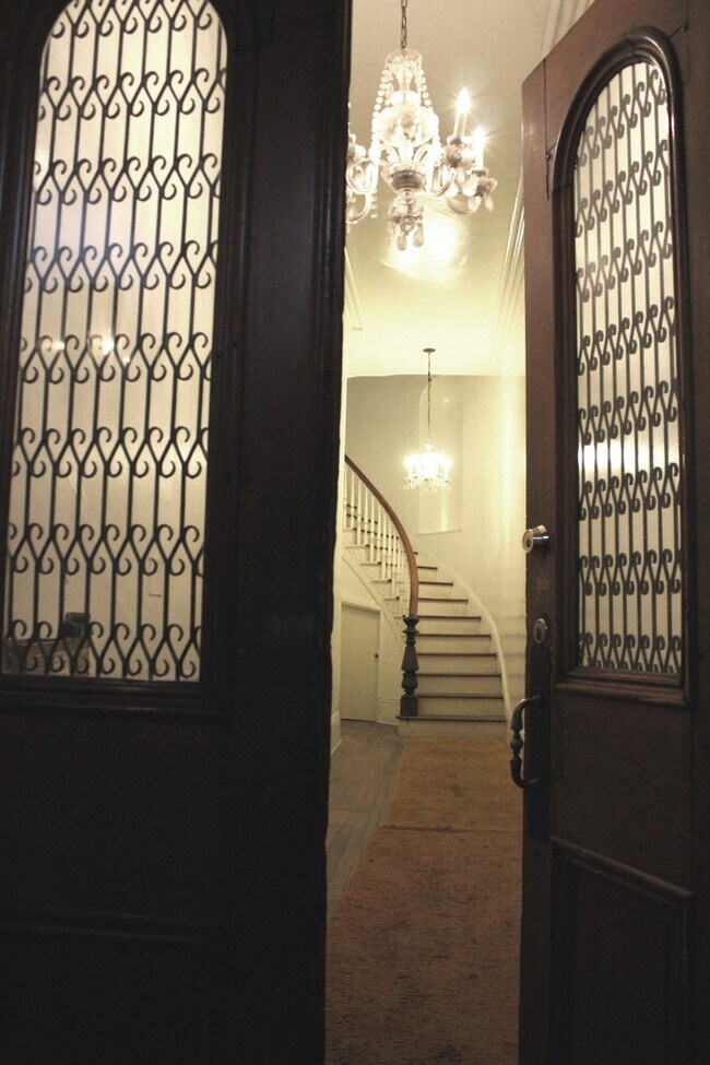 Foto del edificio - 237 W Lanvale St