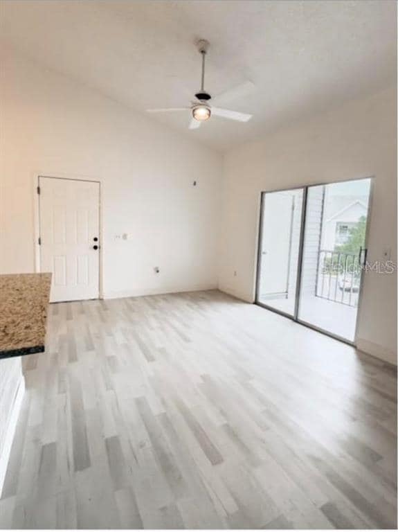 Building Photo - 1218 Bermuda Lakes Ln