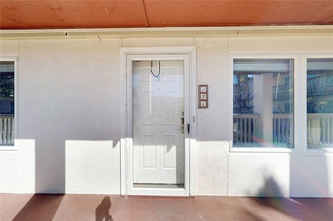 Foto del edificio - 15005 Windward Dr