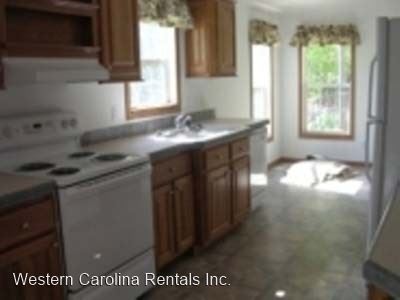 Building Photo - 3 br, 2 bath House - 93 Crestview Heights