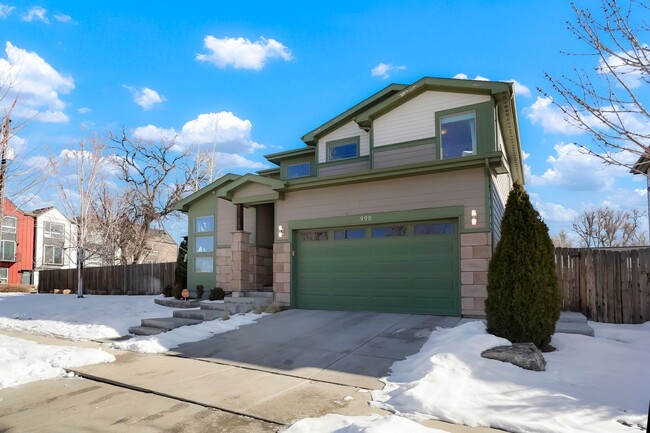 Building Photo - Modern Designer Home in the Heart of Lakewood