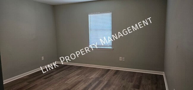 Photo - 900 Peppermill Rd-900a Peppermill Apartment