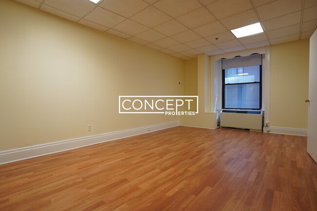 Building Photo - 62 Boylston St