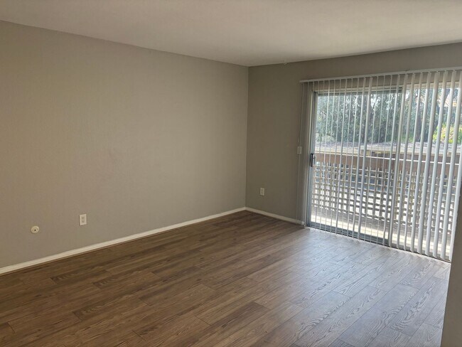 Foto del edificio - 2 Bedroom Condo in Arbor Hills Gated Community