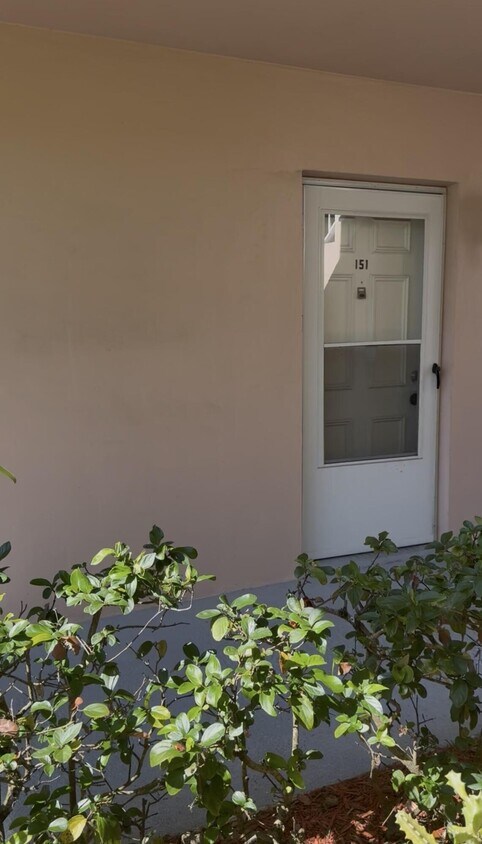 Foto del edificio - 18081 SE Country Club Dr
